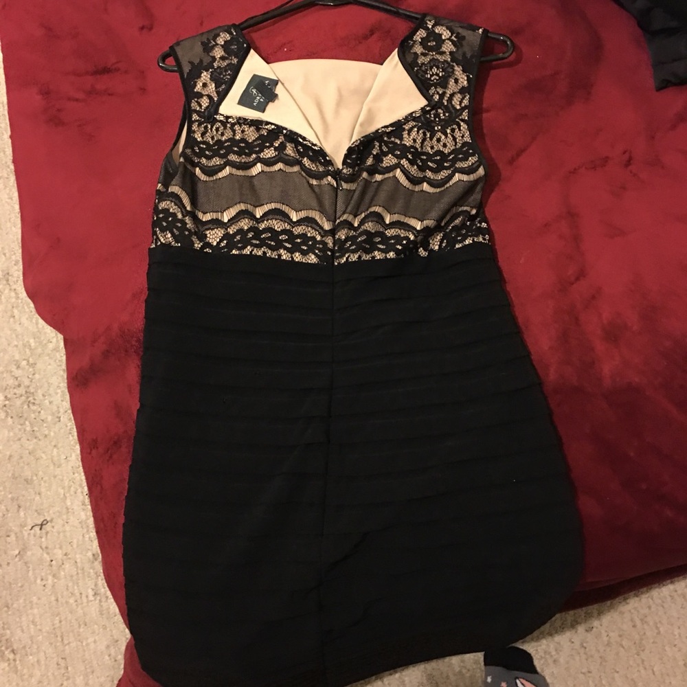Adrianna papell dress size 10